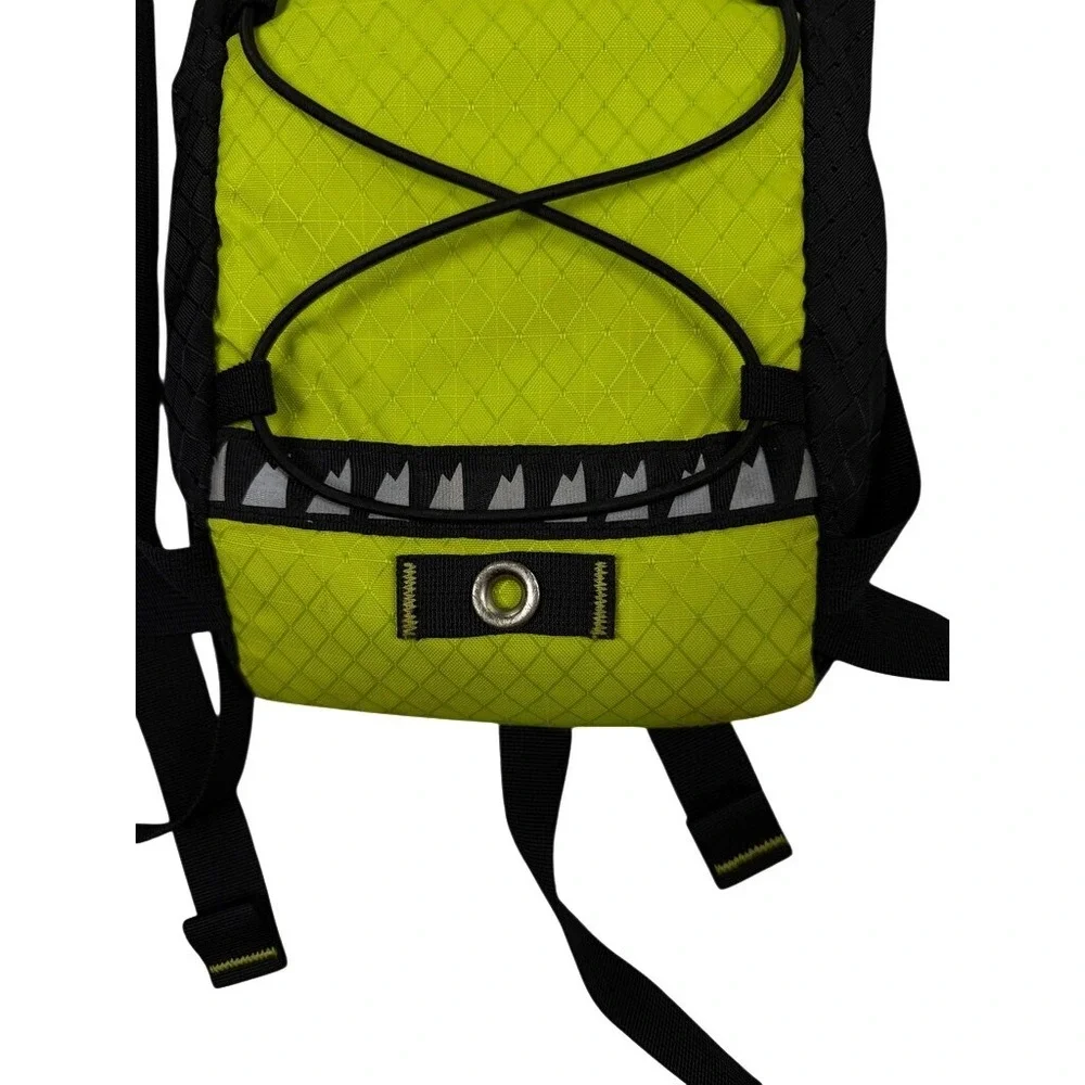 Mountain Equipment Co-op MEC Hydration Backpack Small Neon Green Slim Pack
